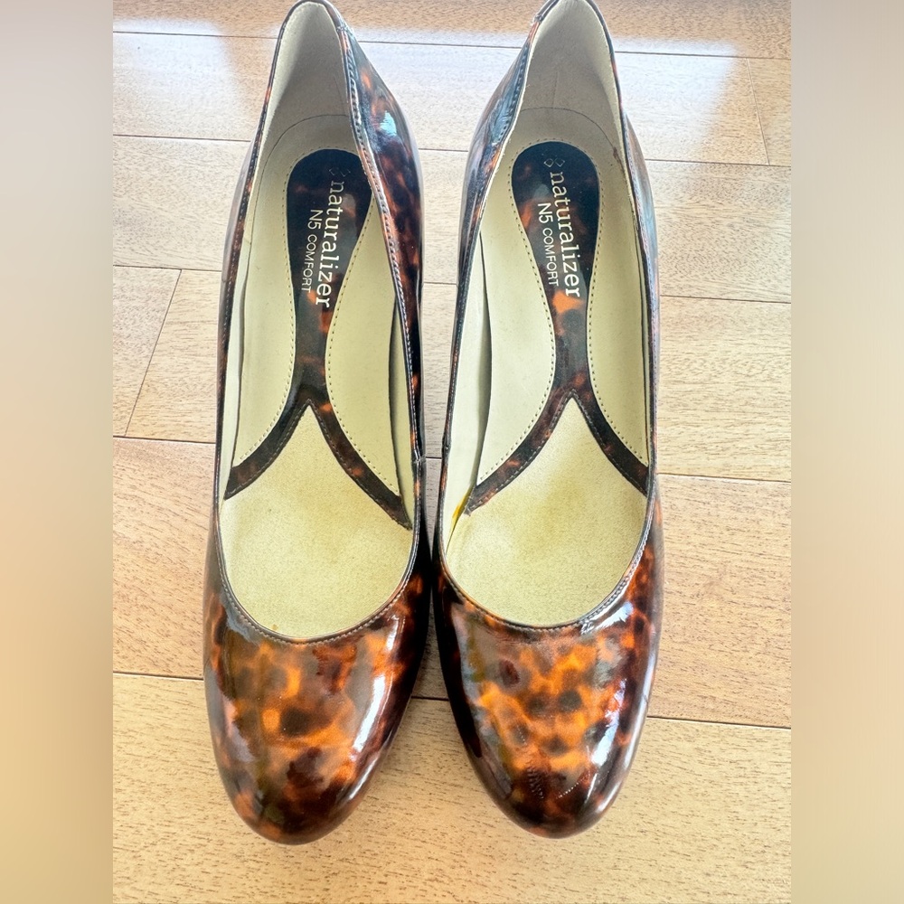 Naturalizer N5 Comfort Heels size 7